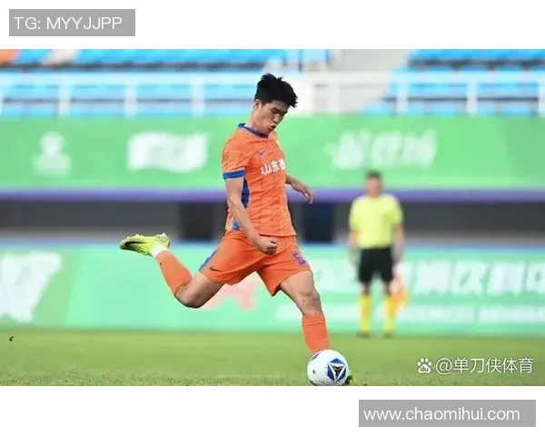 南京足球队实力引发热议球迷观点各异赛季前景成焦点 南京足球队实力引发热议球迷观点各异赛季前景成焦点