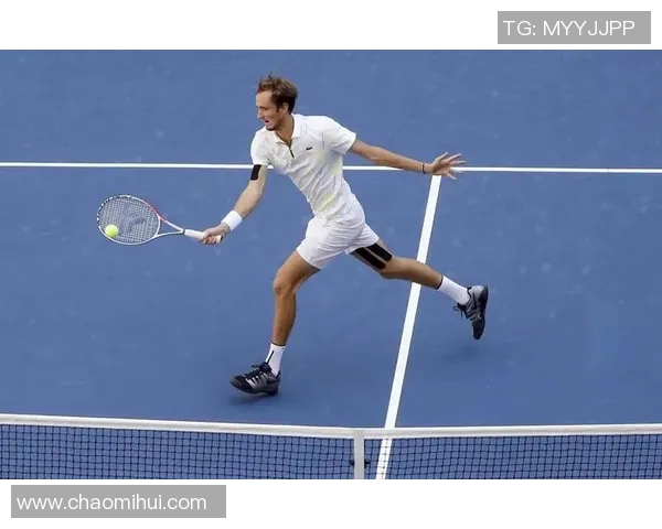 从零基础到网球高手:全面解析比赛技巧与经验分享 从零基础到网球高手:全面解析比赛技巧与经验分享